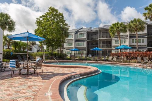 Swimming pool, Orbit One Vacation Villas in Disney - Maingate West Swimming pool, Orbit One Vacation Villas in Disney - Maingate West