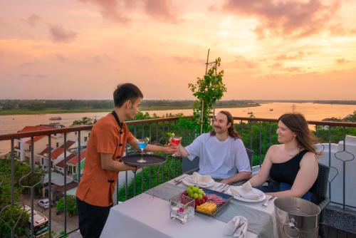 View, Cozy Savvy Boutique Hotel Hoi An near Thanh Ha Terracotta Park View, Cozy Savvy Boutique Hotel Hoi An near Thanh Ha Terracotta Park