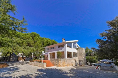 Entrance, Villa del Sole Exclusive Use in Pozzo Salerno Entrance, Villa del Sole Exclusive Use in Pozzo Salerno