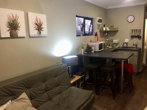 ห้องครัว, Casetta del Fuoco - Eco Container Cottage in อ่าวเพลทเทนเบอร์ก ห้องครัว, Casetta del Fuoco - Eco Container Cottage in อ่าวเพลทเทนเบอร์ก