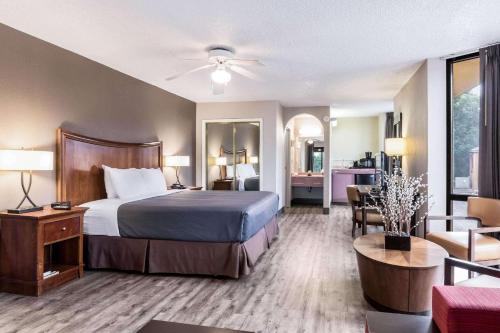 المرافق, إيكونو لودج (Econo Lodge) in Gainesville المرافق, إيكونو لودج (Econo Lodge) in Gainesville