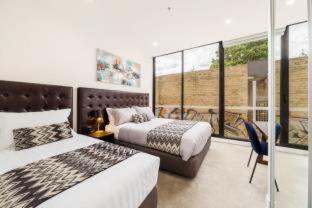 白馬公寓酒店 (Whitehorse Apartments Hotel) in 博克斯希爾 白馬公寓酒店 (Whitehorse Apartments Hotel) in 博克斯希爾