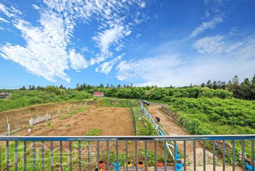 Balcony/terrace, Penghu color fish homestay near Kueibishan Balcony/terrace, Penghu color fish homestay near Kueibishan
