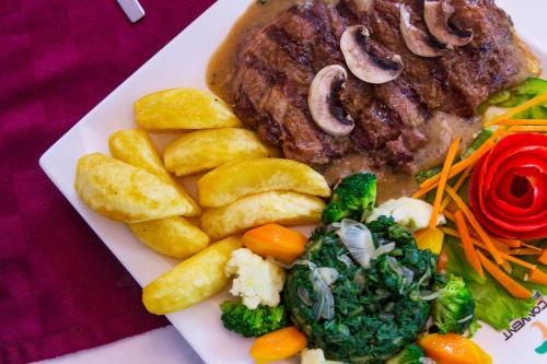 Comida y bebida, Convent International Hotel in Nairobi Comida y bebida, Convent International Hotel in Nairobi