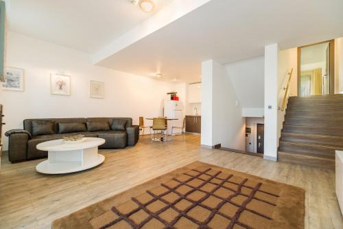 Nature Retreat 2 bedroom apartment Silver Mountain in Poiana Brasov Nature Retreat 2 bedroom apartment Silver Mountain in Poiana Brasov