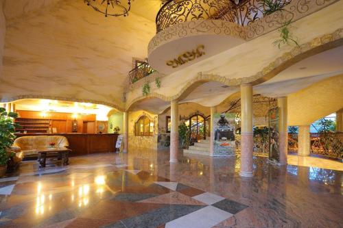 Predvorje, Manor Hotel in Olsztyn Predvorje, Manor Hotel in Olsztyn