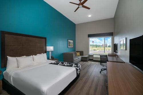 La Quinta Inn & Suites by Wyndham West Memphis in West Memphis (Arkansas) La Quinta Inn & Suites by Wyndham West Memphis in West Memphis (Arkansas)