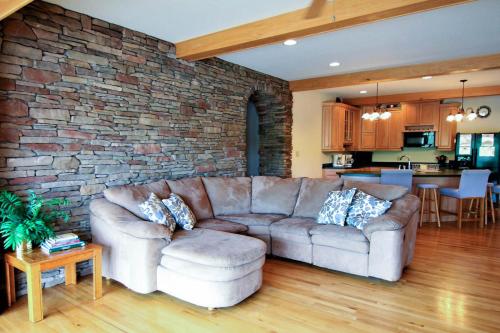 Marina Vista in Кеука Парк (Нью-Йорк) Marina Vista in Кеука Парк (Нью-Йорк)