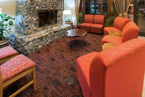 Predvorje, Holiday Inn Express Grants Pass By IHG in Grants Pass (OR) Predvorje, Holiday Inn Express Grants Pass By IHG in Grants Pass (OR)
