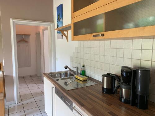 Konyha, Alpenblick Nahe München mit Outdoor Whirlpool - 21 Min von München mit Zug (Alpenblick Nahe Munchen mit Outdoor Whirlpool - 21 Min von Munchen mit Zug) in Grafing bei Munchen Konyha, Alpenblick Nahe München mit Outdoor Whirlpool - 21 Min von München mit Zug (Alpenblick Nahe Munchen mit Outdoor Whirlpool - 21 Min von Munchen mit Zug) in Grafing bei Munchen