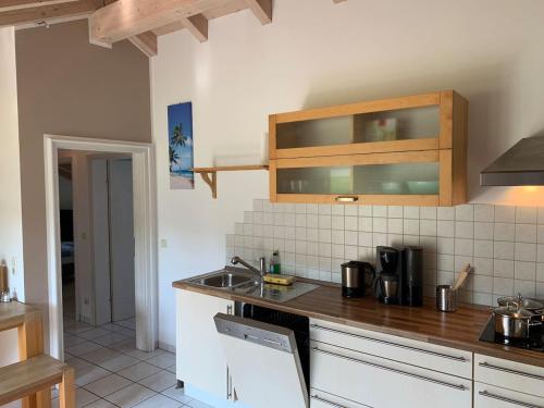Konyha, Alpenblick Nahe München mit Outdoor Whirlpool - 21 Min von München mit Zug (Alpenblick Nahe Munchen mit Outdoor Whirlpool - 21 Min von Munchen mit Zug) in Grafing bei Munchen Konyha, Alpenblick Nahe München mit Outdoor Whirlpool - 21 Min von München mit Zug (Alpenblick Nahe Munchen mit Outdoor Whirlpool - 21 Min von Munchen mit Zug) in Grafing bei Munchen