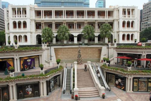 Entrada, Imperial Hotel in Hong Kong Entrada, Imperial Hotel in Hong Kong