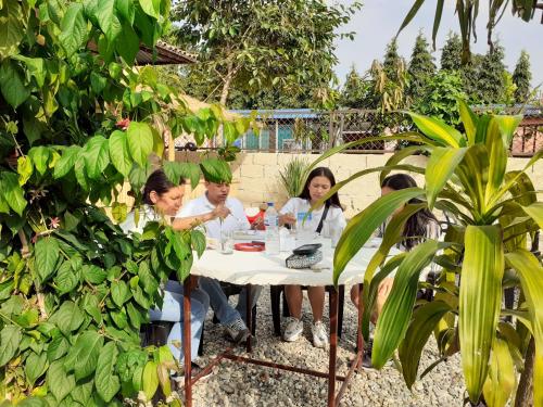 Hotel Tiger Tops Sauraha in Chitwan Hotel Tiger Tops Sauraha in Chitwan