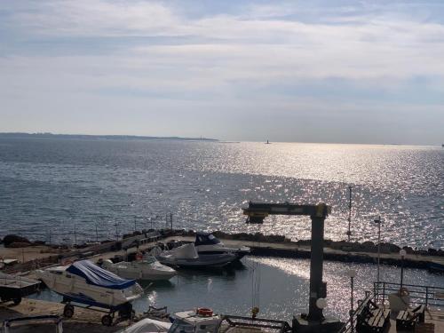 Balcony/terrace, Hotel Virgilio in Taranto Balcony/terrace, Hotel Virgilio in Taranto