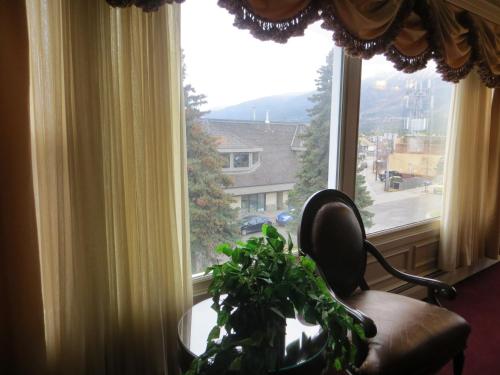 Facilities, Athabasca Hotel in Jasper (AB) Facilities, Athabasca Hotel in Jasper (AB)
