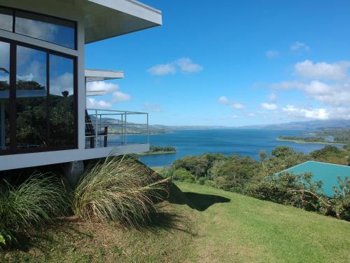 How to Experience Lake Arenal Near La Fortuna, Costa Rica