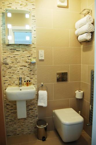 This photo about Devonshire Hotel shared on HyHotel.com