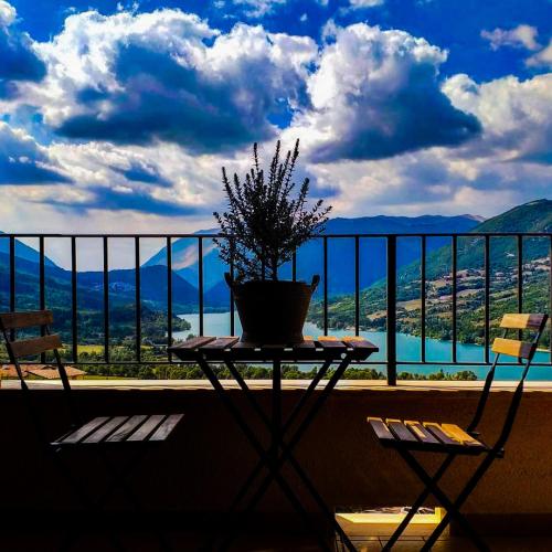 Balcony/terrace, Hotel Holidays in Barrea Balcony/terrace, Hotel Holidays in Barrea