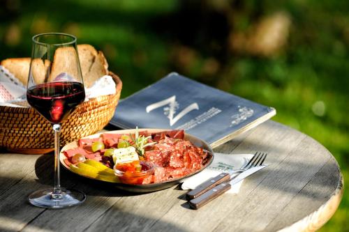 Ételek és italok, Weingut Zirngast in Glanz An Der Weinstrasse Ételek és italok, Weingut Zirngast in Glanz An Der Weinstrasse