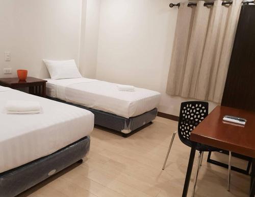 Hotel Lourdes in 佬沃 Hotel Lourdes in 佬沃