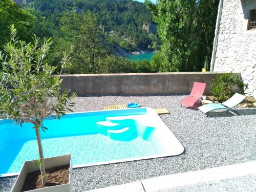 La Roulotte du Mas du Lac - Spa et detente in Corps La Roulotte du Mas du Lac - Spa et detente in Corps