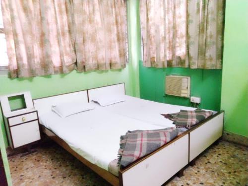 This photo about Hotel Dolphin shared on HyHotel.com