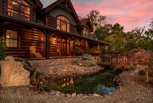 Grand Mountain Getaway Home in Pigeon Forge