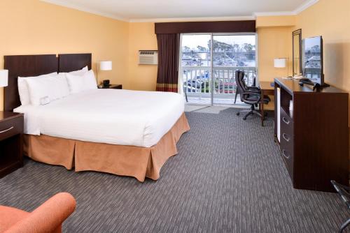 Dana Point Marina Inn image 29