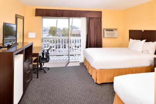 Dana Point Marina Inn image 32