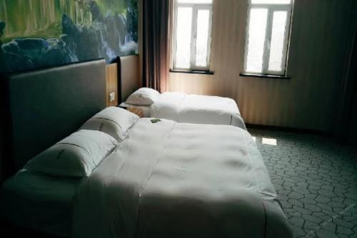 This photo about Jilin Meilun Regent Hotel shared on HyHotel.com