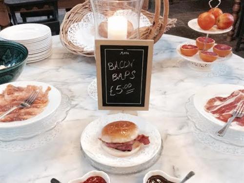 This photo about The Fat Pigeon shared on HyHotel.com