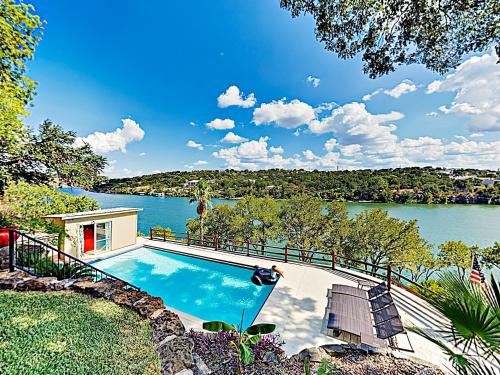 New Listing! Mid-Century Modern Lake House With Pool Home Marble Falls