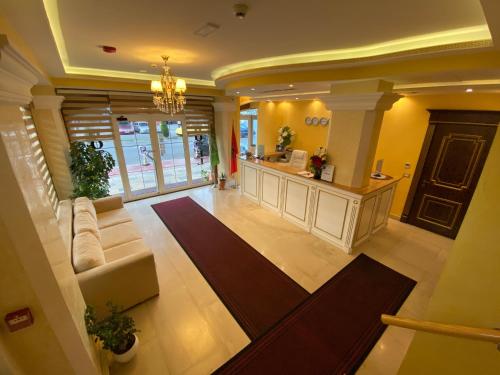 Лобби, The Red Bricks Hotel in Шкодер Лобби, The Red Bricks Hotel in Шкодер