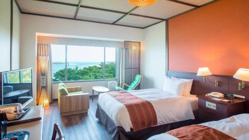 ANA Holiday Inn Resort Miyazaki in Miyazaki ANA Holiday Inn Resort Miyazaki in Miyazaki