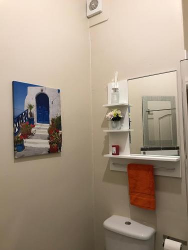 Baño, Velvet Nest 5 min walk from train station in Leamington Spa Baño, Velvet Nest 5 min walk from train station in Leamington Spa