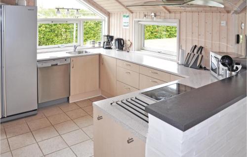 مطبخ, Holiday Home Tjørnemose Sydals V in Sydals مطبخ, Holiday Home Tjørnemose Sydals V in Sydals