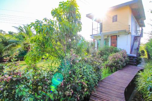 Exterior view, Plernsalaya resort in Nakhon Pathom Exterior view, Plernsalaya resort in Nakhon Pathom