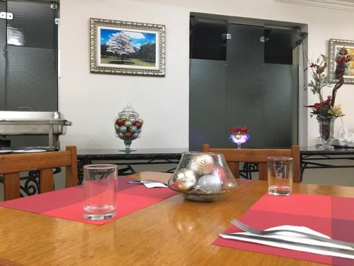 Ipe Guaru Hotel in Guarulhos Ipe Guaru Hotel in Guarulhos