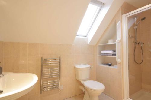 Bathroom, Country apartment close to Inverness in Knockbain Bathroom, Country apartment close to Inverness in Knockbain