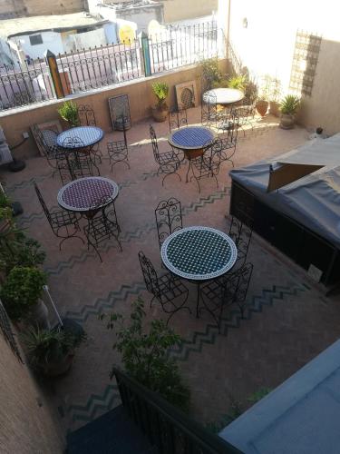 Balcony/terrace, Dar Pa Labzioui in Medina Balcony/terrace, Dar Pa Labzioui in Medina