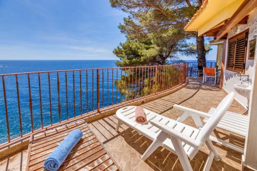 Hotel House in Banyalbufar Mar i Pins