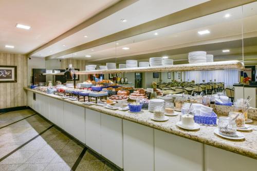 Food and beverages, Plaza Inn Augustus in Goiania Food and beverages, Plaza Inn Augustus in Goiania