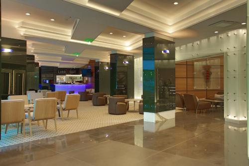 Lobby, Hotel Dubrovnik in Zagreb Lobby, Hotel Dubrovnik in Zagreb