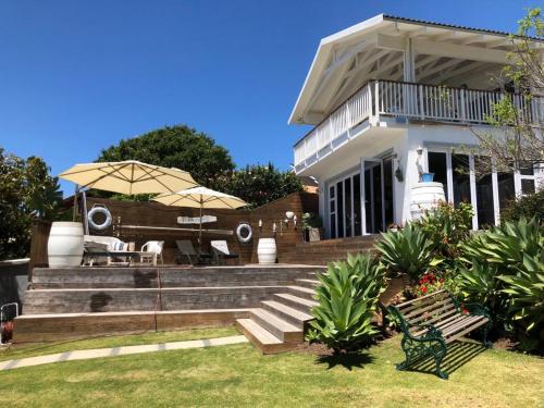 ระเบียง/ชานเรือน, The Joneses in อ่าวเพลทเทนเบอร์ก ระเบียง/ชานเรือน, The Joneses in อ่าวเพลทเทนเบอร์ก