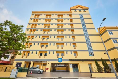 Entrance, ibis budget Singapore Crystal in Geylang Entrance, ibis budget Singapore Crystal in Geylang