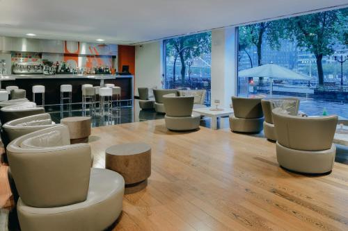 Pub/Lounge, Hesperia Bilbao near Bilbao repülőtér Pub/Lounge, Hesperia Bilbao near Bilbao repülőtér