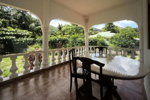 ทัศนียภาพ, โคโค่ เบย์ เกสต์เฮาส์ (Coco Bay Guest House) in ซีเชลล์ ไอส์แลนด์ ทัศนียภาพ, โคโค่ เบย์ เกสต์เฮาส์ (Coco Bay Guest House) in ซีเชลล์ ไอส์แลนด์