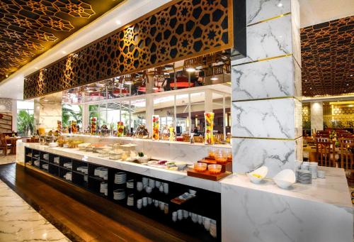 طعام و مشروبات, Hermes Palace Hotel Banda Aceh in باندا أتشيه طعام و مشروبات, Hermes Palace Hotel Banda Aceh in باندا أتشيه
