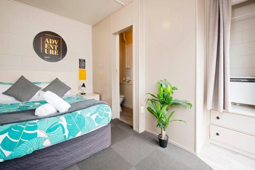 Bridge Backpackers in Nelson Bridge Backpackers in Nelson