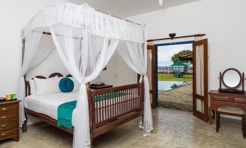 Villa Atulya at Ocean's edge in Mirissa Villa Atulya at Ocean's edge in Mirissa